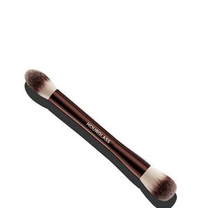 NWT HOURGLASS AMBIENT™ LIGHTING EDIT BRUSH